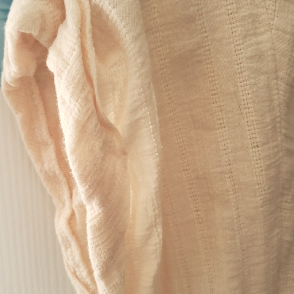 Light Pink Cotton Blouse - Picture 5 of 7